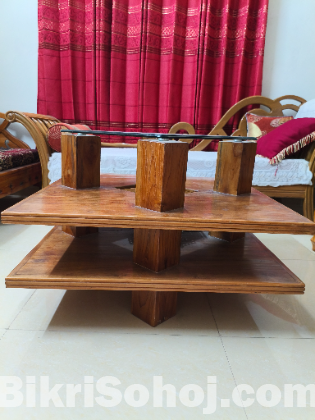 Square centre table